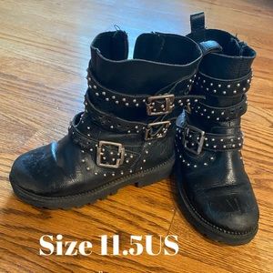 Black boots with studs